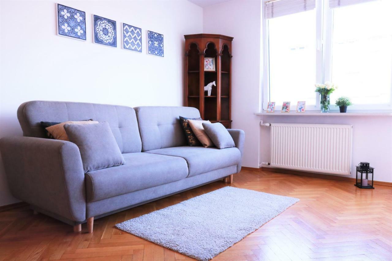 Cozy And Great Location By Cooee Apartments Varsó Kültér fotó
